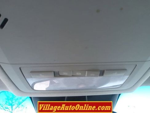 Used 2016 Chevrolet Cruze LT image 40