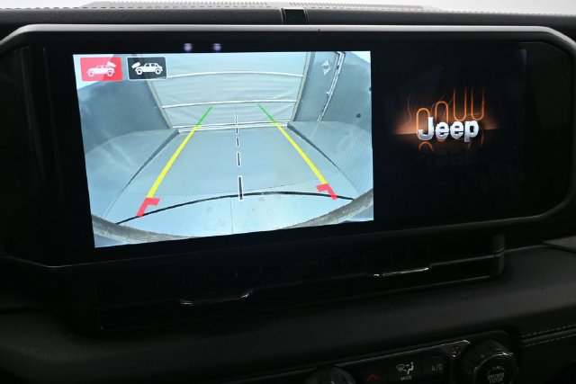 Used 2024 Jeep Wrangler High Altitude AWD/4WD image 23