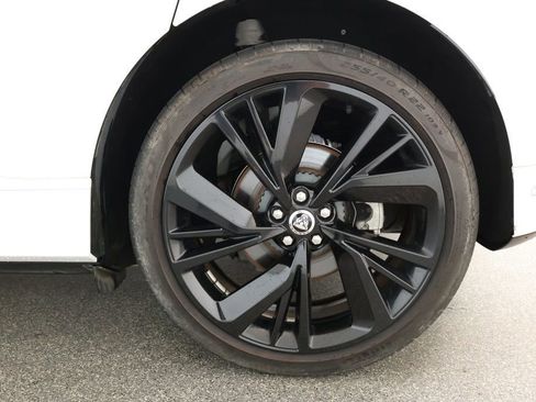 Used 2024 Jaguar I-PACE R-Dynamic HSE image 7