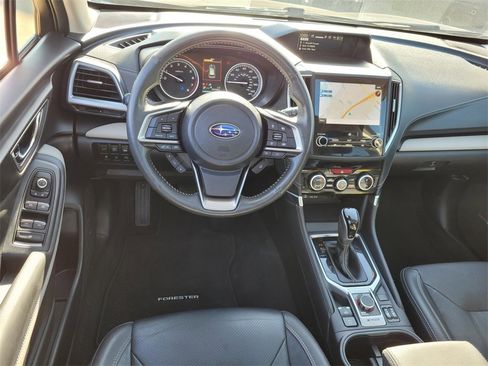 Used 2024 Subaru Forester Limited image 15