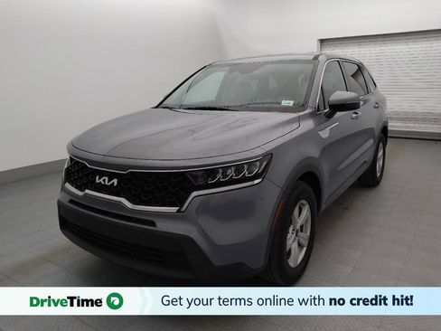 Used 2023 Kia Sorento LX image 1