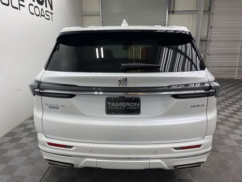 Used 2025 Buick Enclave Avenir image 5