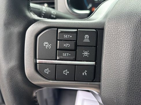 Used 2021 Ford F150 Lariat image 12