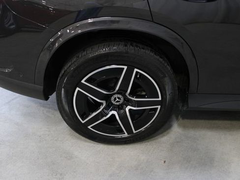 Used 2023 Mercedes-Benz GLC 300 4MATIC image 36