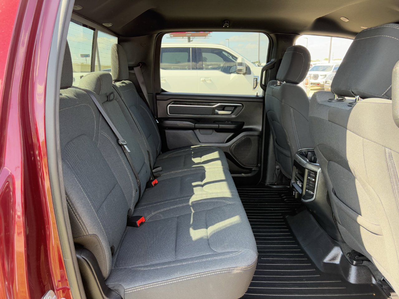 Used 2021 RAM 1500 2WD Crew Cab image 29