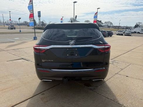 Certified 2020 Buick Enclave Premium w/ LPO, Floor Liner Package image 4