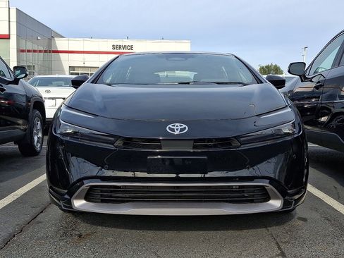 New 2026 Toyota Prius XLE image 2