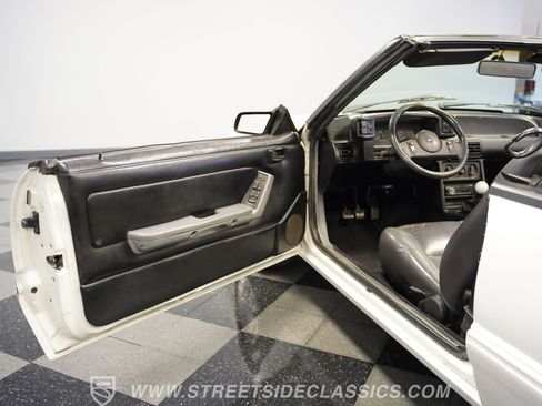 Used 1987 Ford Mustang LX image 37