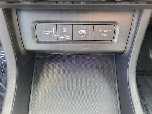 Used 2025 Hyundai Tucson Limited FWD image 33