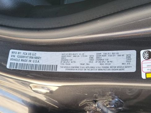 Used 2024 RAM 1500 Limited AWD/4WD image 17