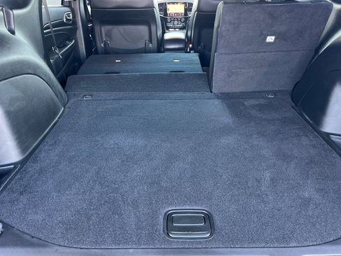 Used 2021 Jeep Grand Cherokee Laredo X image 15