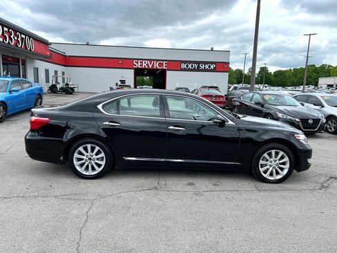 Used 2010 Lexus LS 460 AWD image 2