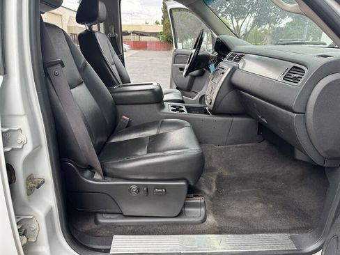 Used 2012 Chevrolet Silverado 2500 LTZ w/ LTZ Plus Package image 33