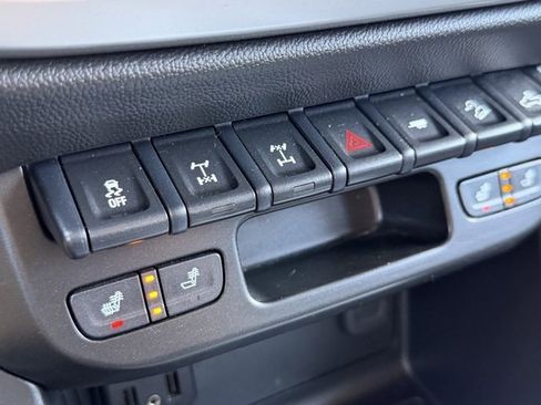 Used 2022 Chevrolet Colorado ZR2 w/ Colorado ZR2 Bison Edition image 36