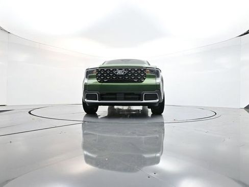 Used 2025 Ford Maverick Lariat w/ 4K Tow Package image 30