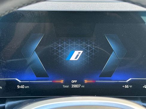 Used 2025 BMW i4 eDrive40 w/ M Sport Package RWD image 29