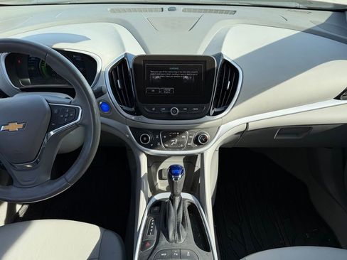 Used 2018 Chevrolet Volt LT w/ LT Driver Confidence Package image 16