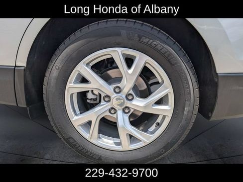 Used 2020 Chevrolet Equinox Premier FWD image 12