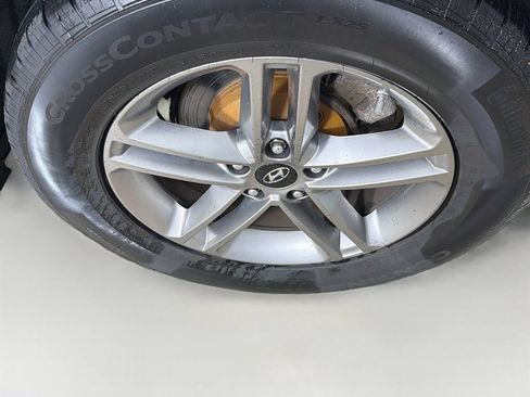 Used 2017 Hyundai Santa Fe Sport AWD/4WD image 28