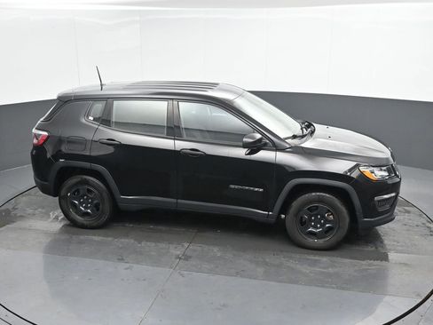 Used 2018 Jeep Compass Sport image 14
