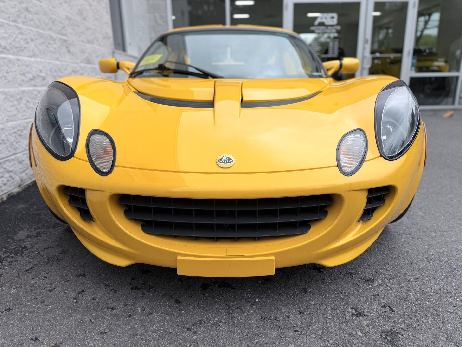 Used 2006 Lotus Elise RWD image 13