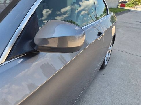 Used 2010 BMW 328i Convertible RWD image 19