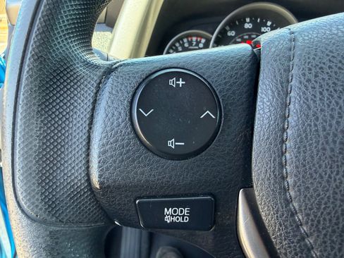 Used 2016 Toyota RAV4 LE FWD image 18