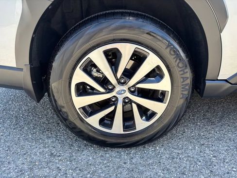 Certified 2025 Subaru Outback Premium AWD/4WD image 28