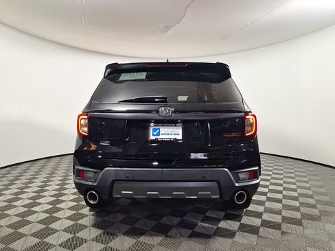 Used 2023 Honda Passport TrailSport image 6
