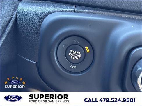 Used 2020 Jeep Gladiator Overland image 28