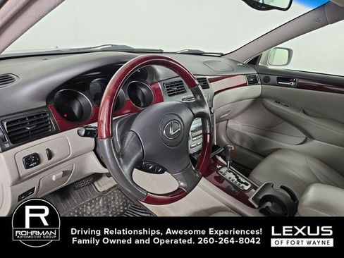Used 2004 Lexus ES 330 image 10