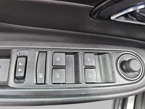 Used 2019 Buick Encore Preferred image 33