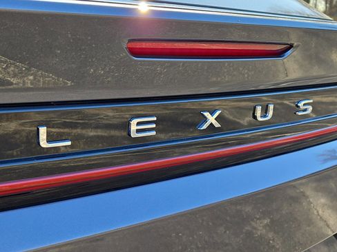 Used 2023 Lexus RZ 450e Premium image 33