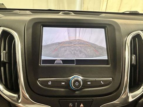 Used 2023 Chevrolet Equinox LT FWD image 15