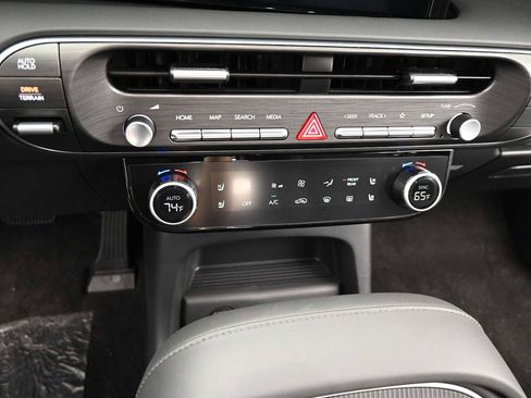 New 2026 Hyundai Palisade Calligraphy AWD/4WD image 18