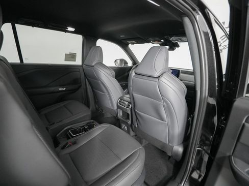 New 2026 Lexus TX 500h AWD w/ Technology Package image 16