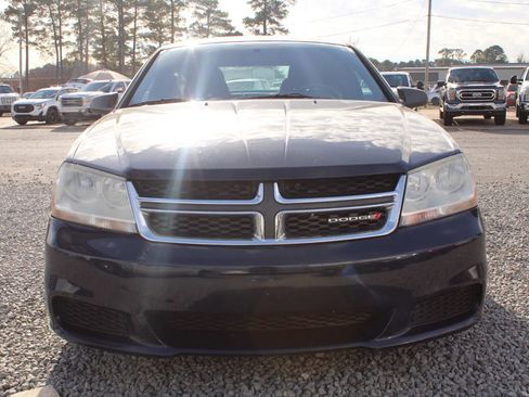 Used 2013 Dodge Avenger SE image 4