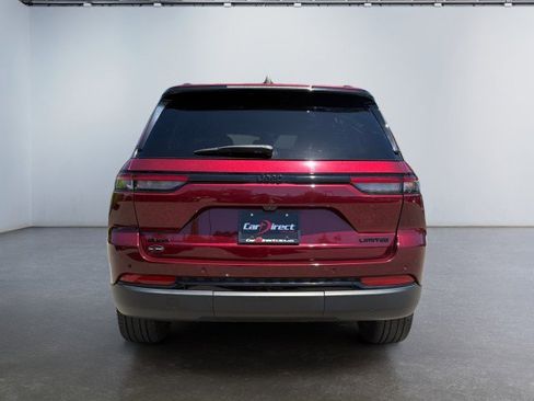 Used 2023 Jeep Grand Cherokee Limited w/ Black Appearance Package AWD/4WD image 15
