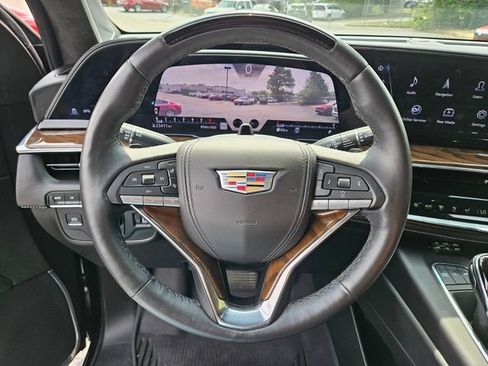 Used 2023 Cadillac Escalade Premium Luxury Platinum AWD/4WD image 25