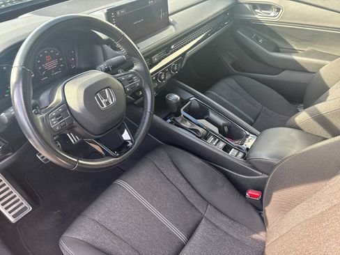 Used 2023 Honda Accord Sport image 11