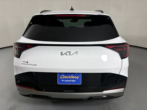 New 2026 Kia Sportage SX FWD image 7
