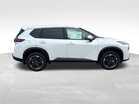 New 2026 Nissan Rogue SV image 7