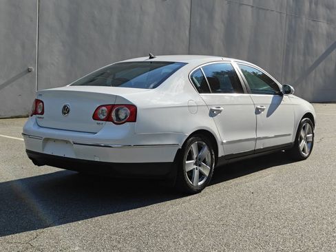 Used 2008 Volkswagen Passat Komfort FWD image 3