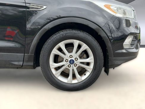 Used 2018 Ford Escape SEL image 12