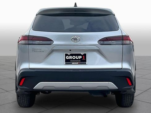 Used 2026 Toyota Corolla Cross L FWD image 5