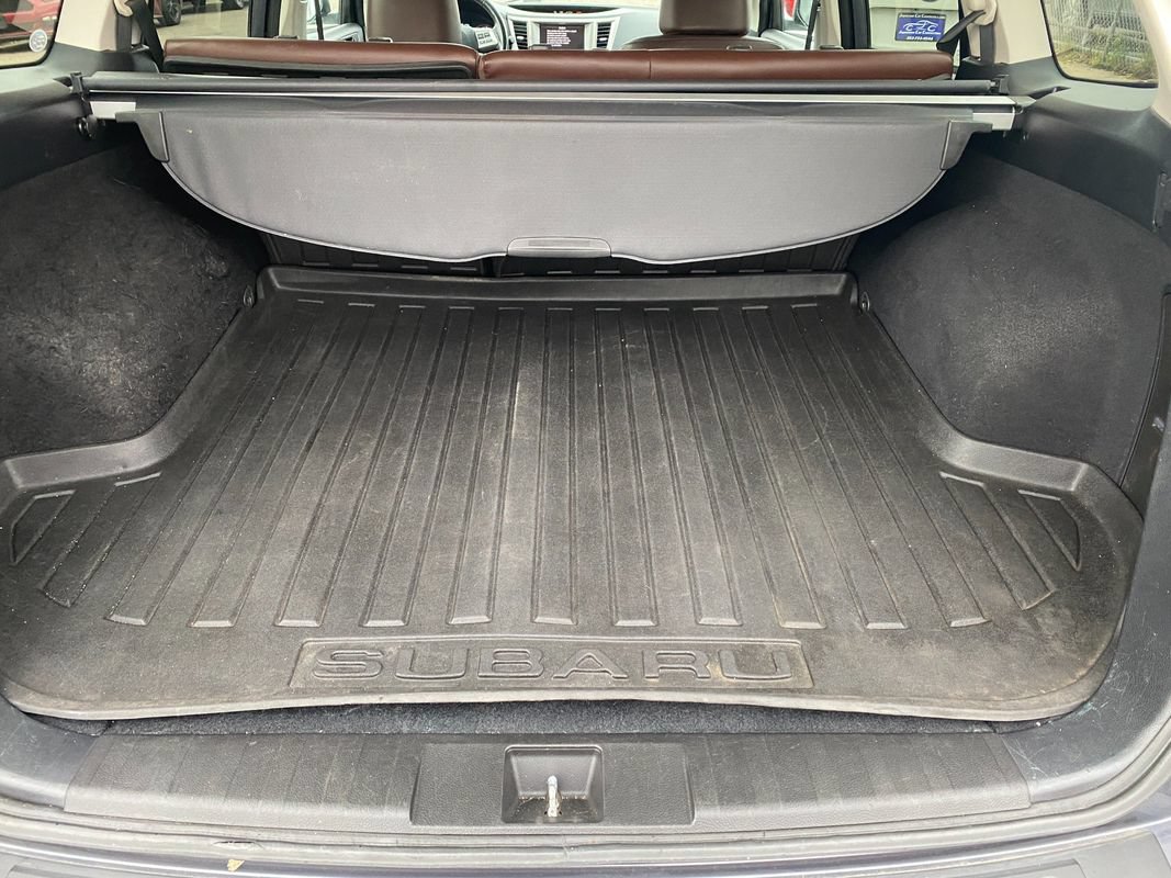 Used 2014 Subaru Outback 2.5i Limited AWD/4WD image 14