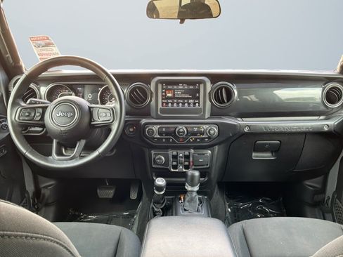 Used 2021 Jeep Wrangler Unlimited Sport AWD/4WD image 10