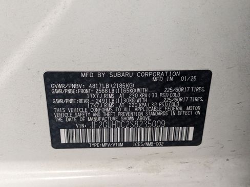 Used 2025 Subaru Crosstrek 2.5i Premium AWD/4WD image 30