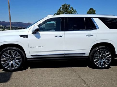 New 2026 GMC Yukon Denali Ultimate AWD/4WD image 6
