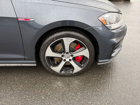 Used 2019 Volkswagen GTI SE image 25